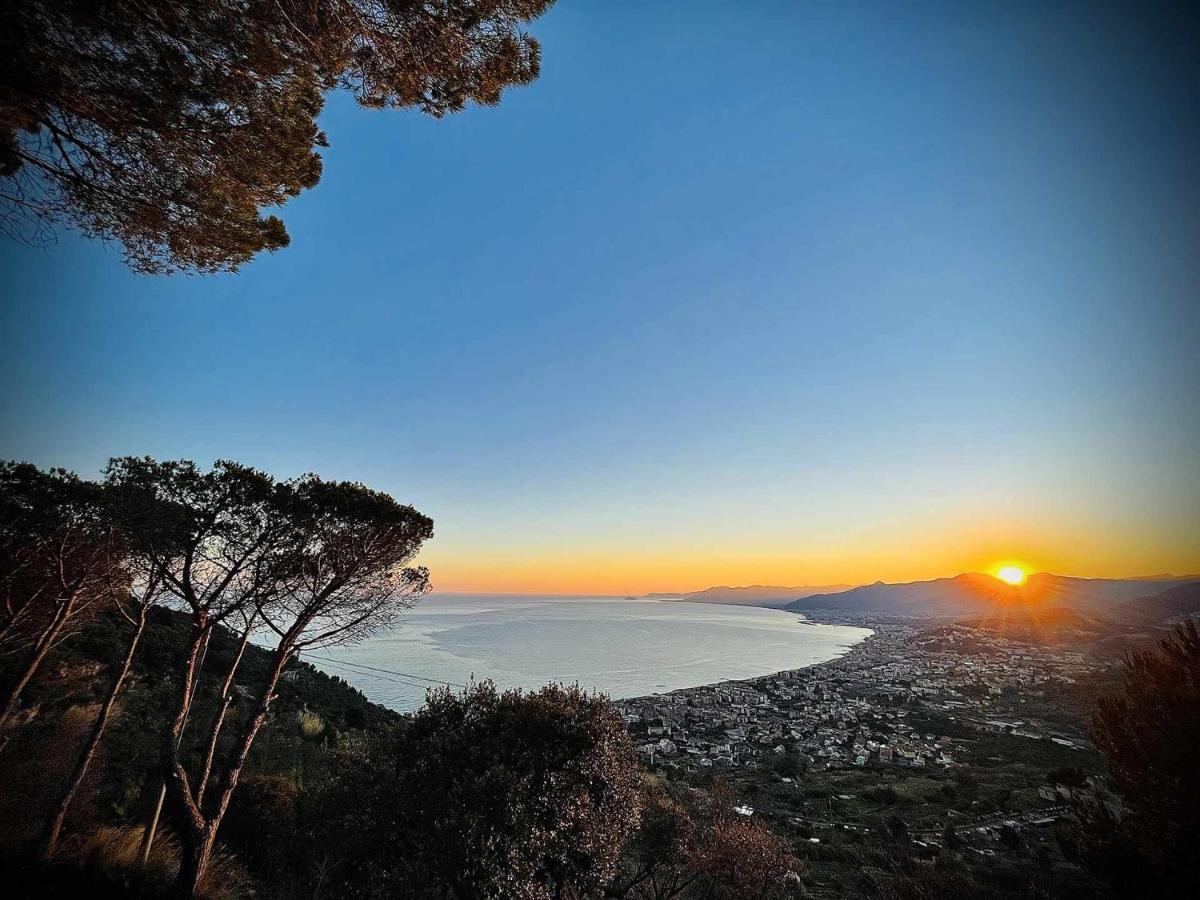 Le Torri Riviera Holiday Albenga Luaran gambar